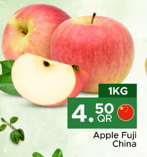 Apple from China available at Family Food Centre in Qatar - Al Daayen