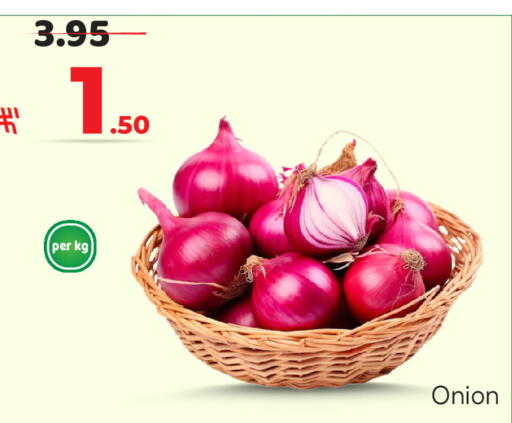 Onion available at Makkah Hypermarket in KSA, Saudi Arabia, Saudi - Riyadh