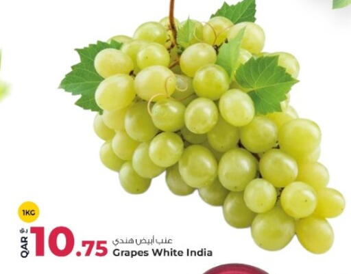 Grapes from India available at Rawabi Hypermarket in Qatar - Al Shamal