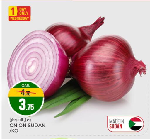 Onion from Sudan available at Paris Hypermarket in Qatar - Doha