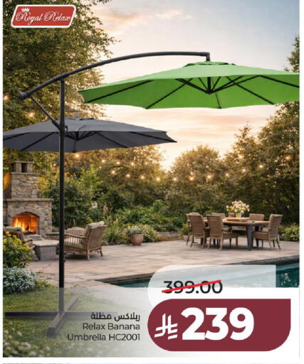 Banana available at لولو هايبرماركت in مملكة العربية السعودية, السعودية, سعودية - عنيزة