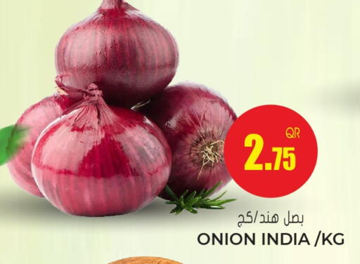Onion from India available at جراند هايبرماركت in قطر - الدوحة