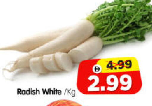 Radish available at Al Madina Hypermarket in UAE - Abu Dhabi