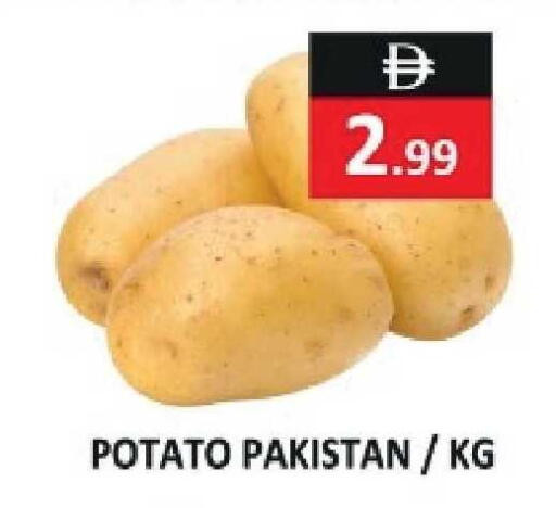 Potato from Pakistan available at ريفييرا سوبرماركت in الإمارات العربية المتحدة , الامارات - أبو ظبي