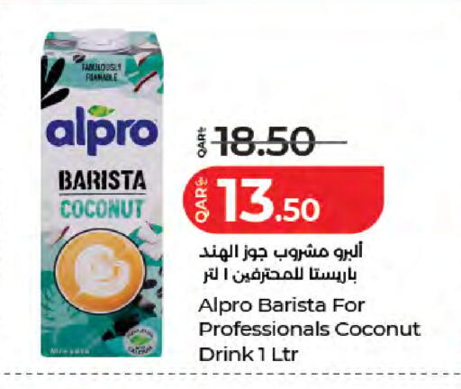 Coconut available at لولو هايبرماركت in قطر - الدوحة