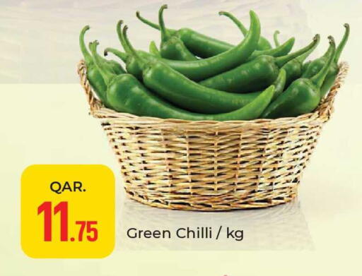 Green chilli available at باريس هايبرماركت in قطر - أم صلال