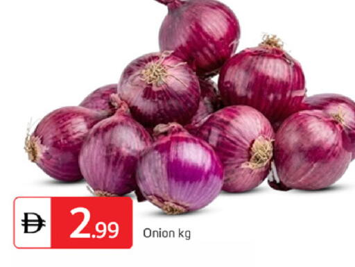 Onion available at سوق طلال in الإمارات العربية المتحدة , الامارات - دبي