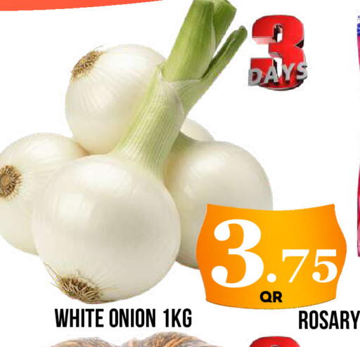 Onion available at Dubai Shopping Center in Qatar - Doha