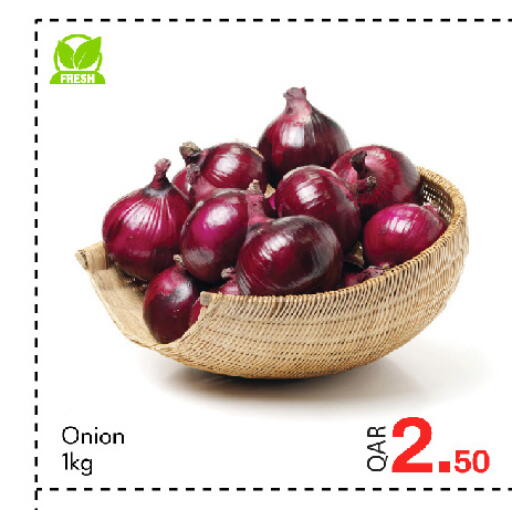 Onion available at جي-ماكس هايبرماركت in قطر - الوكرة
