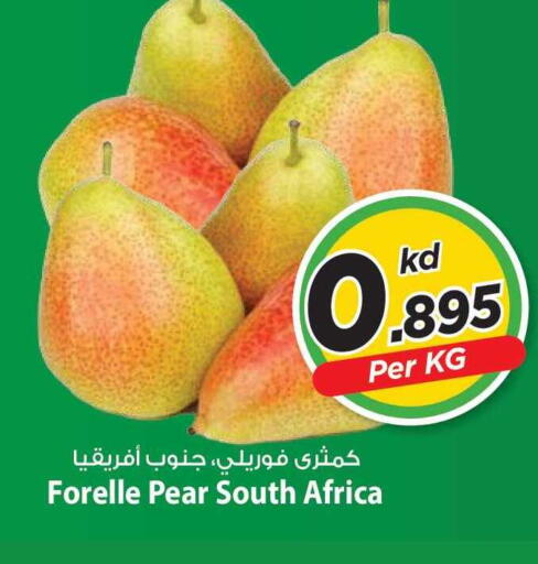 Pear from South Africa available at مارك & سايف in الكويت - مدينة الكويت