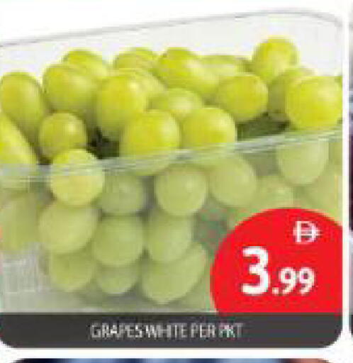 Grapes available at بيج مارت in الإمارات العربية المتحدة , الامارات - أبو ظبي