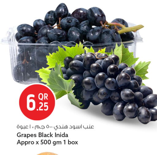 Grapes available at Safari Hypermarket in Qatar - Al Daayen
