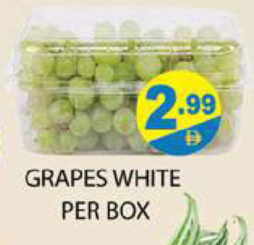 Grapes available at Zain Mart Supermarket in UAE - Ras al Khaimah