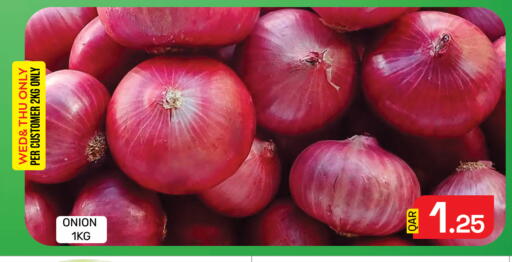 Onion available at Majlis Hypermarket in Qatar - Doha