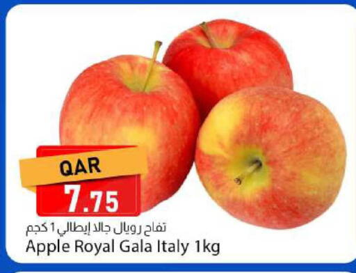 Apple from Italy available at دانا ماركت in قطر - الضعاين