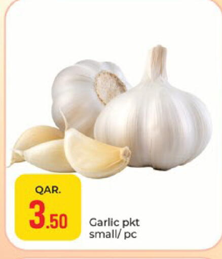 Garlic available at باريس هايبرماركت in قطر - الدوحة