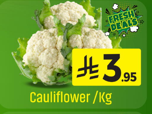 Cauliflower available at We One Shopping Center in KSA, Saudi Arabia, Saudi - Al Khobar