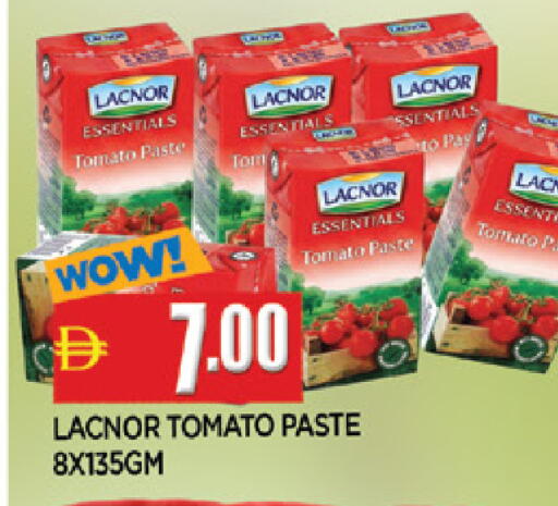 Tomato available at المدينة in الإمارات العربية المتحدة , الامارات - الشارقة / عجمان