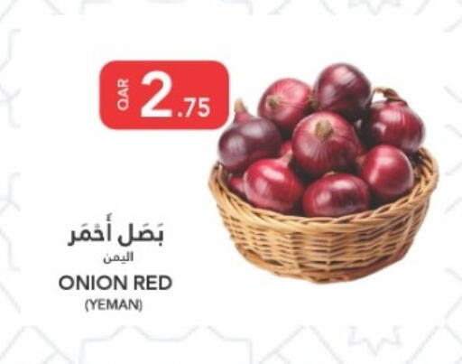 Onion available at Al Baladi Al Yawm in Qatar - Al Rayyan