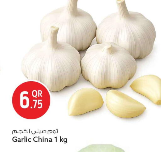 Garlic from China available at Safari Hypermarket in Qatar - Al Shamal