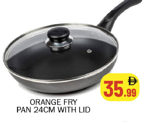 Orange available at سوق المبارك هايبرماركت in الإمارات العربية المتحدة , الامارات - الشارقة / عجمان