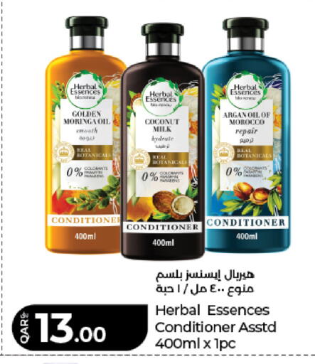 Coconut available at LuLu Hypermarket in Qatar - Doha
