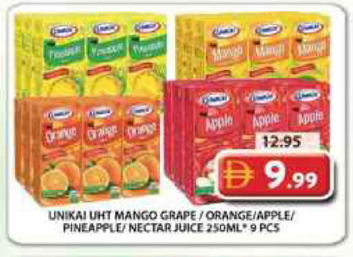 Apple Mango Orange Pineapple available at جراند هايبر ماركت in الإمارات العربية المتحدة , الامارات - الشارقة / عجمان