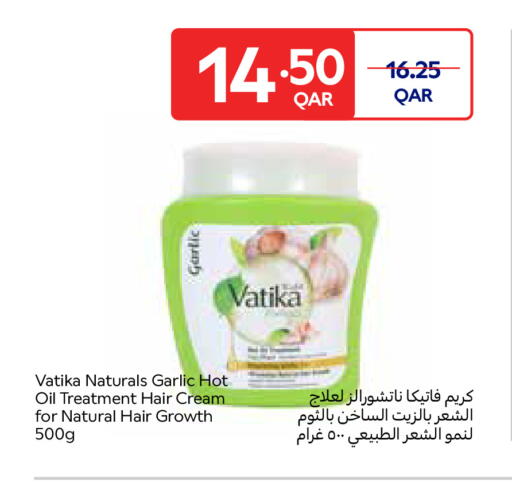 Garlic available at Carrefour in Qatar - Al Shamal