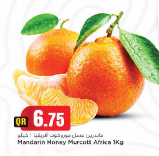 Mandarin available at مرزا هايبرماركت in قطر - الوكرة