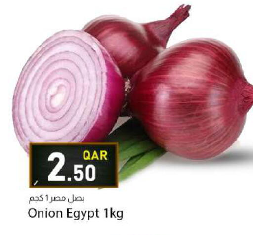 Onion from Egypt available at Dana Market in Qatar - Al-Shahaniya