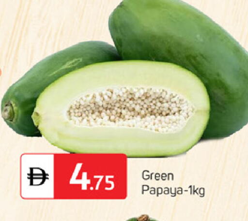 Papaya available at سوق طلال in الإمارات العربية المتحدة , الامارات - الشارقة / عجمان