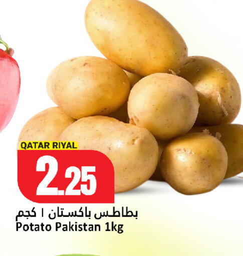 Potato from Qatar Pakistan available at دانة هايبرماركت in قطر - الخور