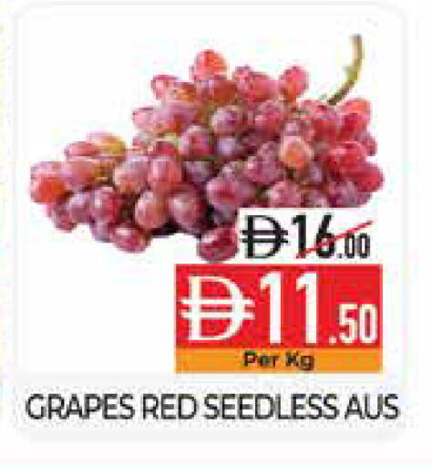 Grapes available at Delice Supermarket in UAE - Abu Dhabi