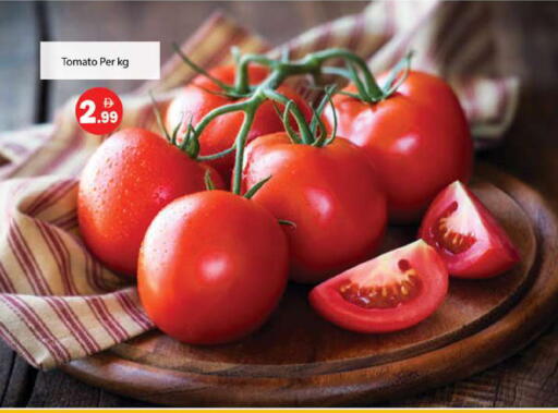 Tomato available at جلف هايبرماركت ذ.م.م in الإمارات العربية المتحدة , الامارات - رَأْس ٱلْخَيْمَة