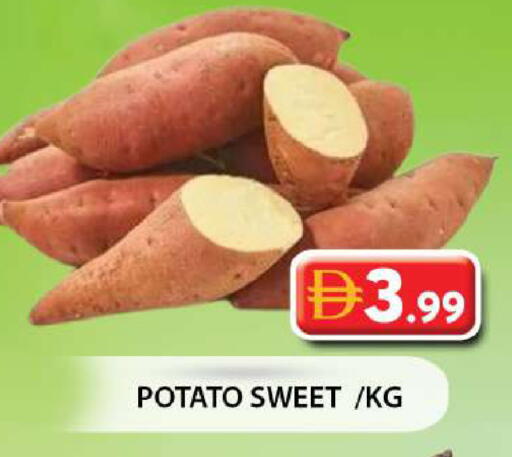 Potato available at جراند هايبر ماركت in الإمارات العربية المتحدة , الامارات - دبي
