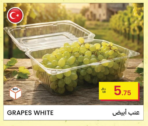 Grapes available at Al Baladi Al Yawm in Qatar - Doha