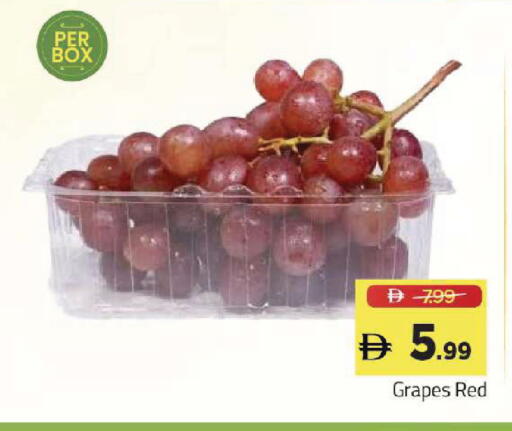 Grapes available at Mark & Save in UAE - Dubai