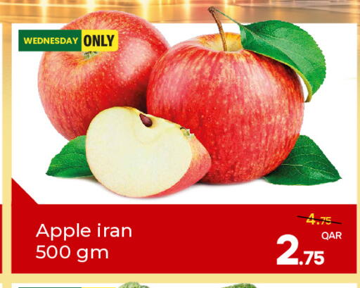 Apple from Iran available at Paris Hypermarket in Qatar - Umm Salal
