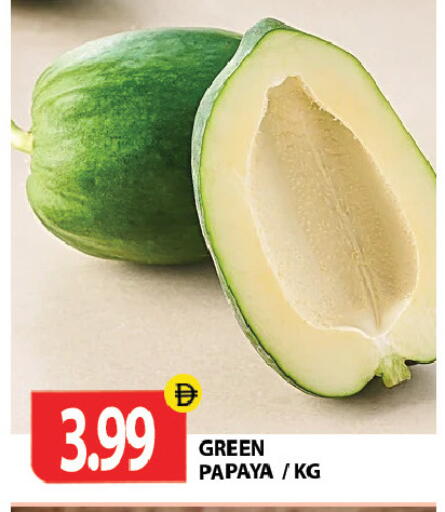 Papaya available at جلف هايبرماركت ذ.م.م in الإمارات العربية المتحدة , الامارات - رَأْس ٱلْخَيْمَة