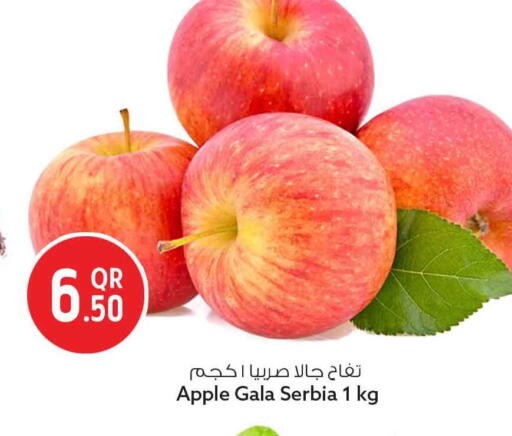 Apple from Serbia available at سفاري هايبر ماركت in قطر - الخور