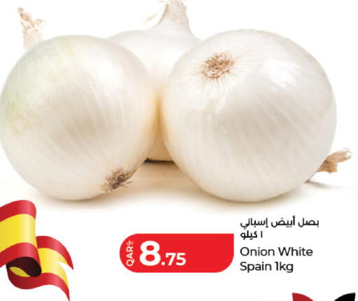 Onion from Spain available at لولو هايبرماركت in قطر - الدوحة