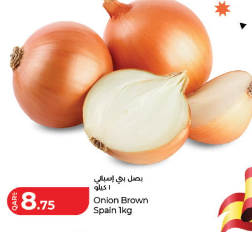 Onion from Spain available at لولو هايبرماركت in قطر - الدوحة