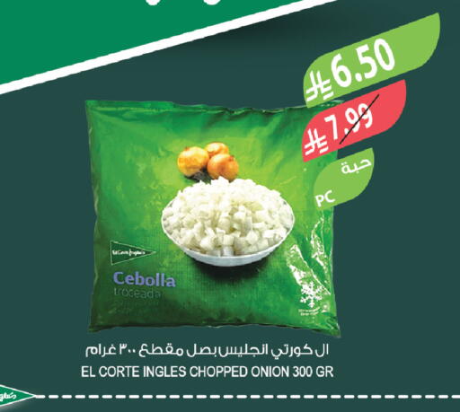 Onion available at المزرعة in مملكة العربية السعودية, السعودية, سعودية - سكاكا