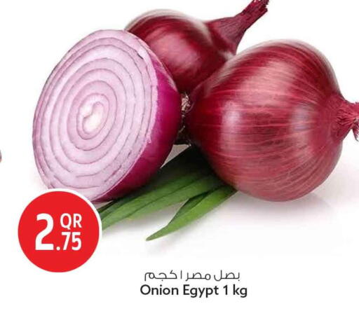 Onion from Egypt available at Safari Hypermarket in Qatar - Doha